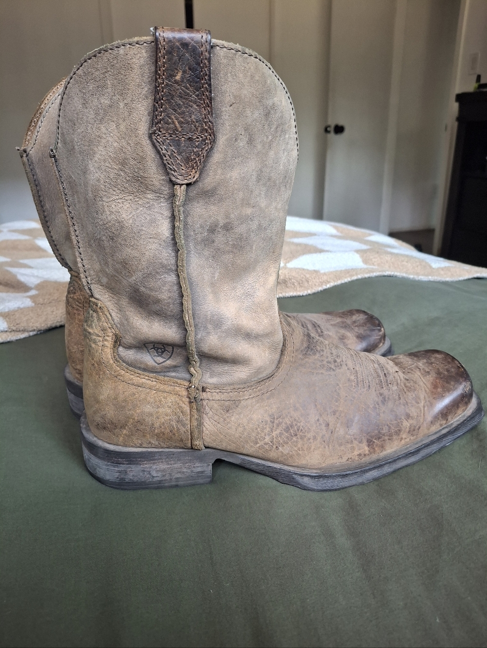 Ariat Rambler Boot - Picture 2 of 9